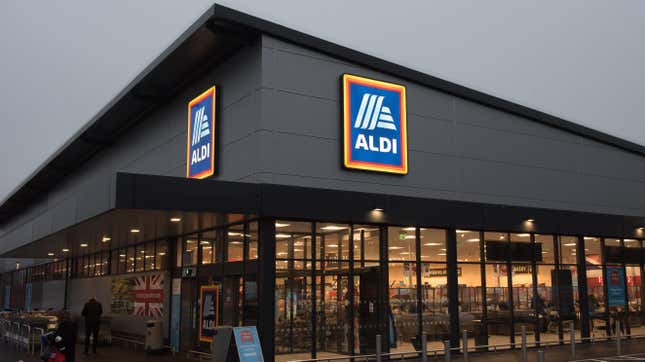 Image for article titled This (shamefully) beloved Aldi aisle has its own fan base