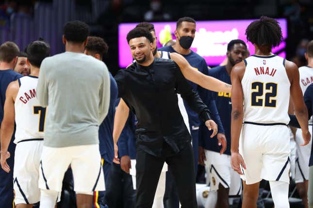 Image for article titled A tribute to the omnipresent NBA stars who never played a minute