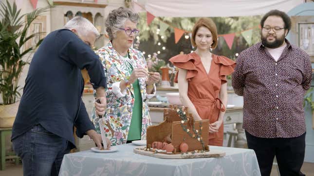 Paul Hollywood, Prue Leith, Ellie Kemper, and Zach Cherry on Roku’s The Great American Baking Show.