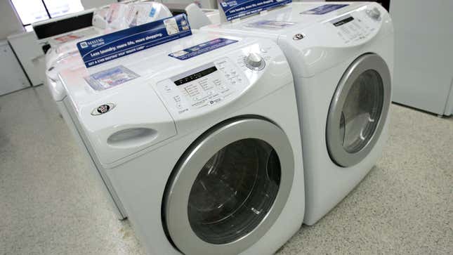 Image for article titled The Only Appliance You Really Need Is a Washer/Dryer