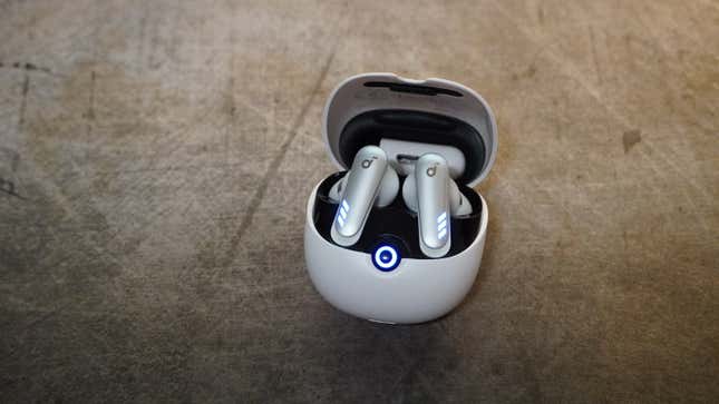 Anker Soundercore VR P10 earbuds