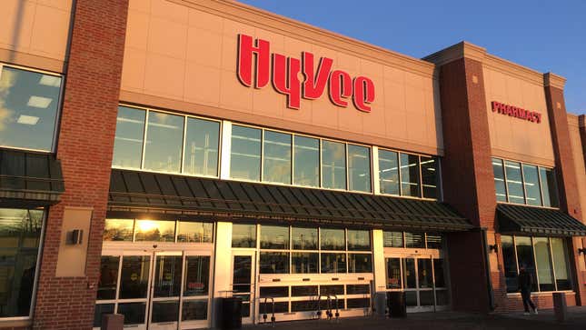 Image for article titled Why Hy-Vee Is Ending Its Employee Discount