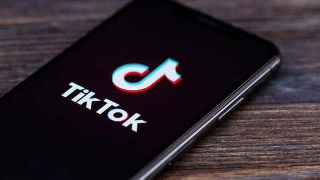 Imagen para el artículo titulado TikTok introduce una opción solo para adultos