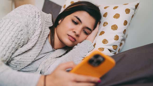 Image for article titled Teen Wondering Whether Boyfriend Even Loves Her If He Unwilling To Exploit Relationship For TikTok