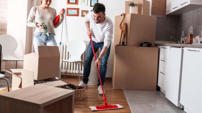 Image for article titled This Move-Out Checklist Will Help You Get Your Security Deposit Back
