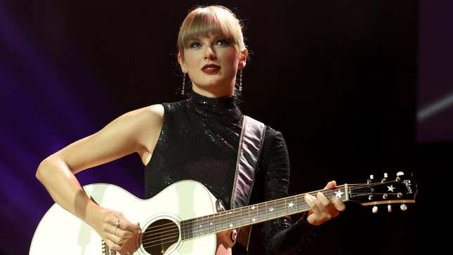 Image for article titled Taylor Swift: Antitrust Hero