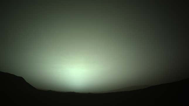 Eerie cloud cover on Mars, as seen by Perseverance's Navcam.