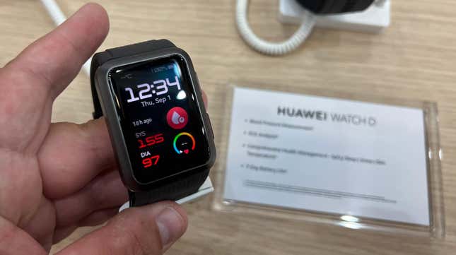 Imagen para el artículo titulado He probado el nuevo reloj de Huawei que mide la presión arterial y ahora tengo que dejar la sal