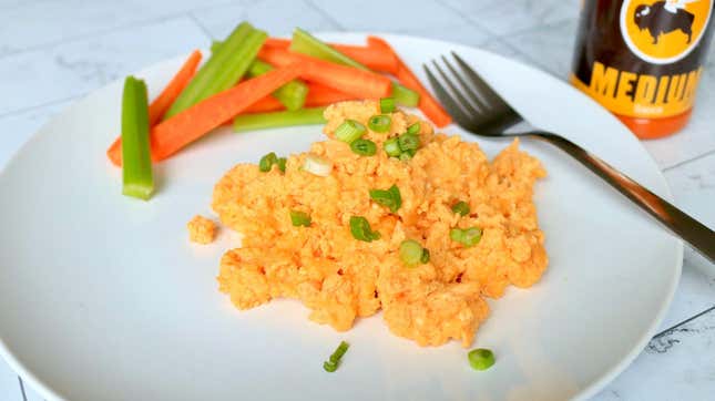 Image for article titled Make Creamier, Spicier Scrambled Eggs With Buffalo Sauce