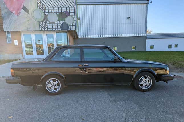 Image for article titled At $25,000, Is This Restored 1981 Volvo 242 Turbo a Deal of a Lifetime?
