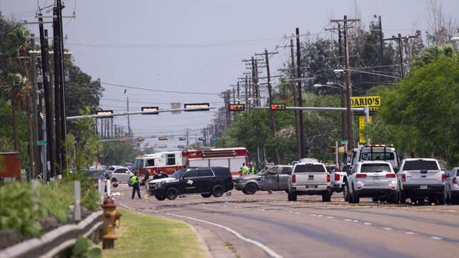 Image for article titled 8 Dead After SUV Driver Runs Over Crowd at Bus Stop on Texas Border (Update)