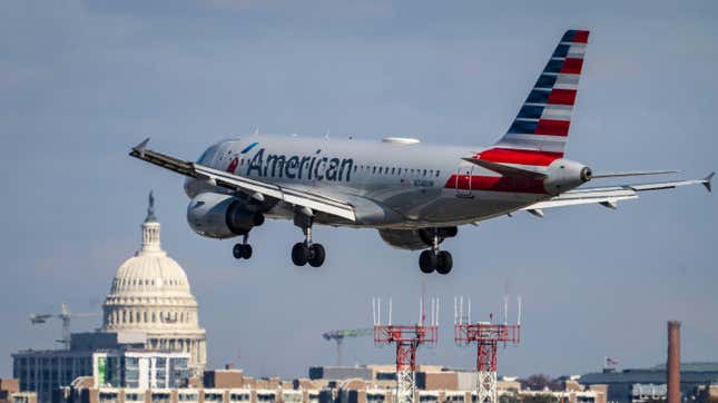 Image for article titled A Black Family Was Kicked Off An American Airlines Flight. Now They&#39;re Suing