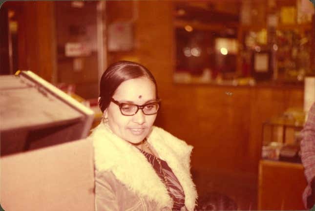 A scene from the first Patel Brothers in Chicago.