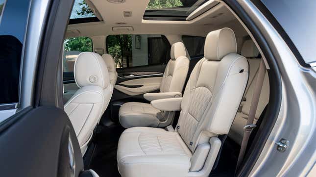 Image for article titled The 2022 Buick Enclave Is Still Trying To Be American Luxury