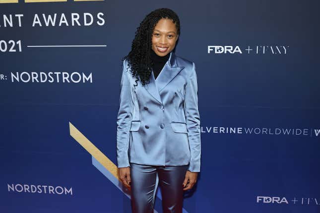 Image for article titled Allyson Felix's Saysh Brand Announces "Intentionally Sexist Return Policy"