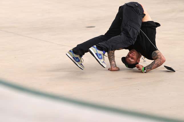 Image for article titled Olympic Skateboarder Aurelien Giraud Is Welcome to Grind This Rail