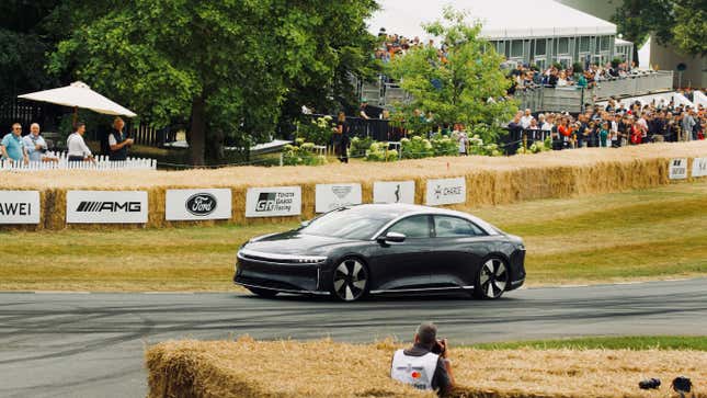 Image for article titled A Lucid Air Ran the Hillclimb at Laguna Seca Faster Than a Ferrari