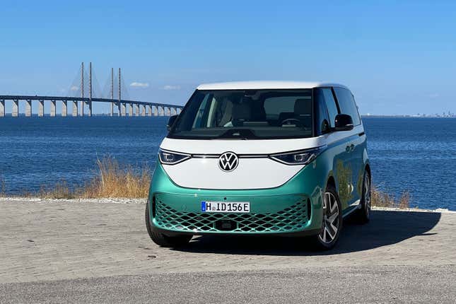 Image for article titled I Don't Want to Drive Internal Combustion Cars Anymore