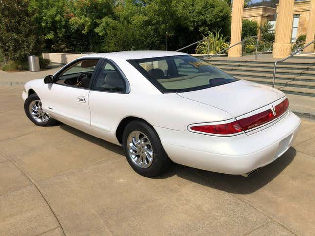 Image for article titled At $59,900, Is This 898-Mile 1998 Lincoln MK VIII LSC Time Capsule Worth Collecting?