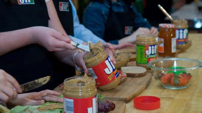 Image for article titled How Does Jif Peanut Butter Get Salmonella, Anyway?