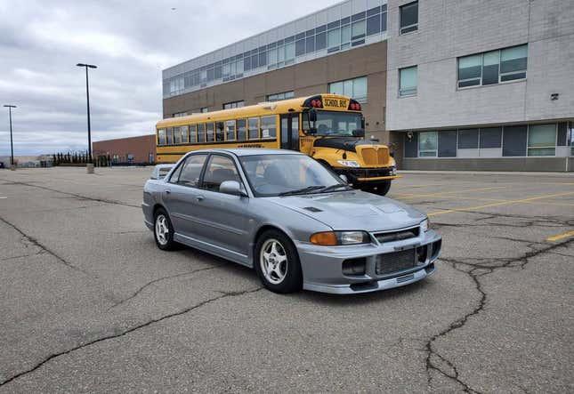 Image for article titled Honda Acty, Lancia Delta Integrale, Mitsubishi Evo II: The Dopest Cars I Found for Sale Online