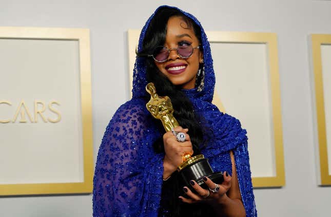 Image for article titled 2023 Oscars: Black Singers, Rappers and Musicians Who Won Academy Awards