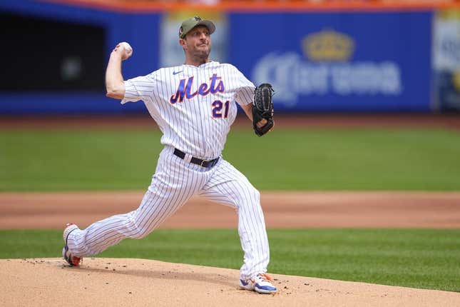 May 21, 2023; New York City, NY, USA; New York Mets pitcher Max Scherzer (21) delivers a pitch against the Cleveland Guardians during the first inning