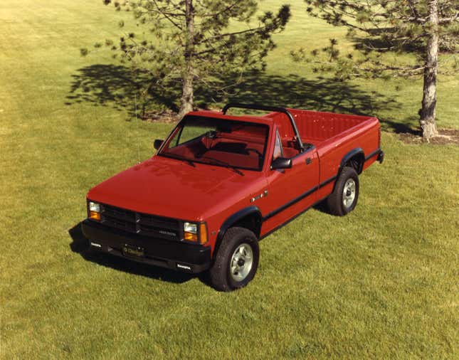 Image for article titled The Dodge Dakota Convertible Deserves Its Day In The Sun