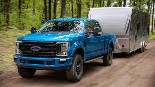 Image for article titled Why The Ford Super Duty’s 7.3-Liter V8 Makes Only 430 HP And 475 LB-FT Despite Being Gigantic