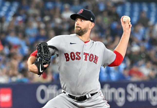 LHP James Paxton, Red Sox dominate Blue Jays