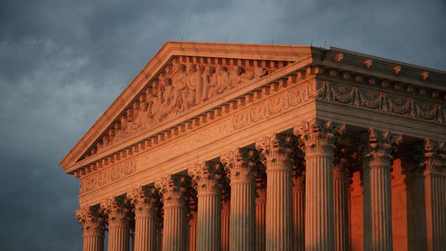 Imagen para el artículo titulado El Tribunal Supremo de Estados Unidos acaba de joder el planeta