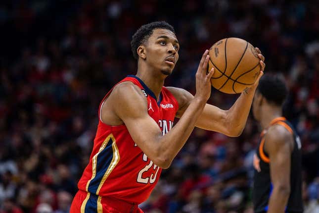 Apr 7, 2023; New Orleans, Louisiana, USA;  New Orleans Pelicans guard Trey Murphy III (25) shoots a free throw against the New York Knicks during the second half at Smoothie King Center.