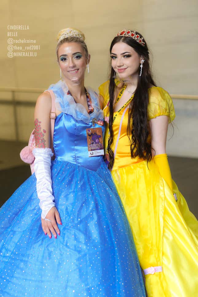 Image for article titled Our Favorite Cosplay From Dragon Con 2021