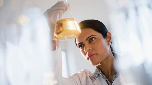 Image for article titled New Report Finds Americans Willing To Trust Scientific Knowledge Of Anyone Holding Glass Beaker Up To Light