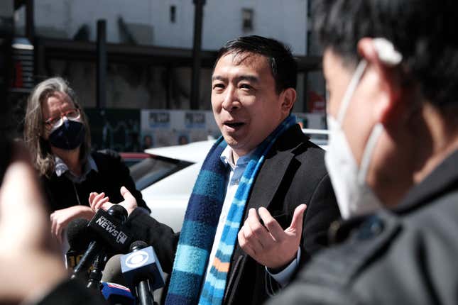 Image for article titled What Has Andrew Yang Ever Done for Abortion Rights?