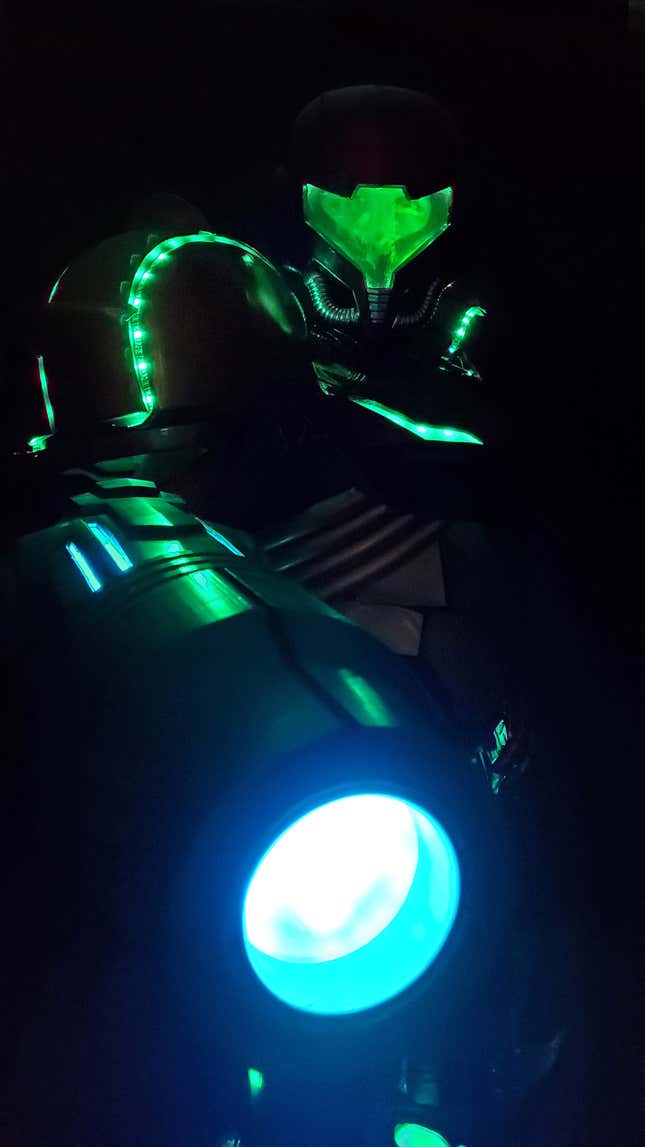 Image for article titled Metroid Cosplay For The Ages
