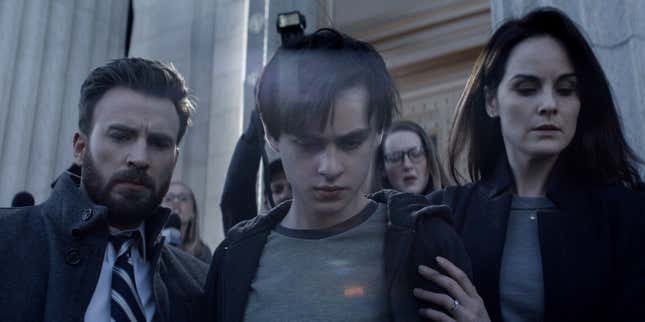 Chris Evans tries to rise above the legal drama boilerplate of <i>Defending Jacob</i>