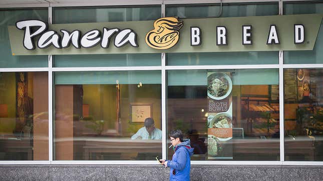 Image for article titled Panera wants to keep customers around for dinner