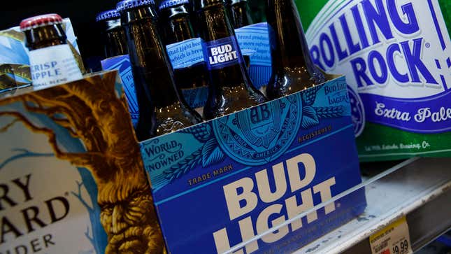 Image for article titled Judge orders Bud Light to finally knock it off with the “no corn syrup” thing
