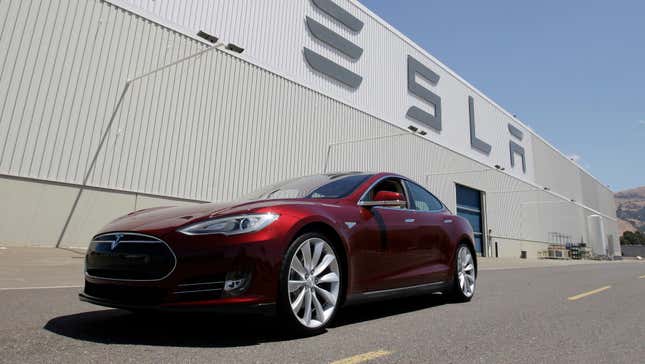 Image for article titled The Stage Is Set For Another Clash Between Tesla And The Government