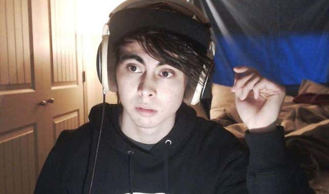 Image for article titled Twitch Suspends Leafy, The Banned YouTuber Who Harassed Pokimane