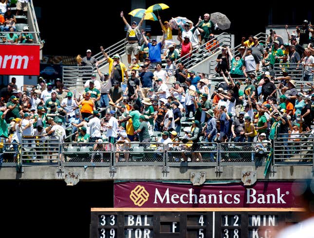 Image for article titled Shit, No Way Stadium Staff Throwing T-Shirts Can Reach You
