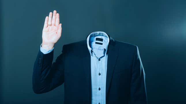 Woman terrifies Nextdoor by asking about the "man with no head"