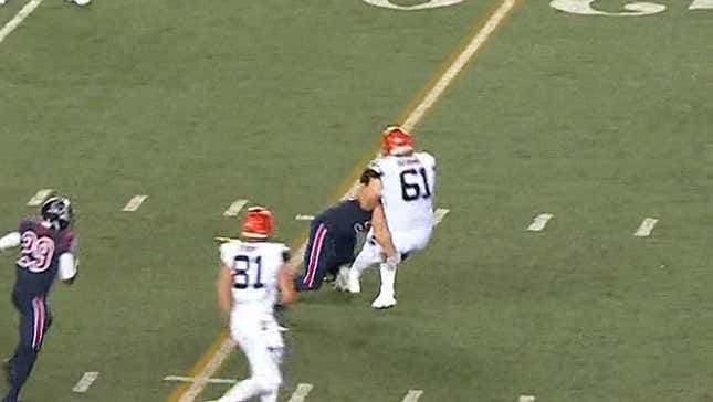 The Final Play Of Tonight's NFL Game, As Called By Wrestling Legend "J.R." Jim Ross
