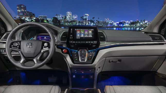 Image for article titled Best Reviews 2021: The 2021 Honda Odyssey Is A Supercar For Dads