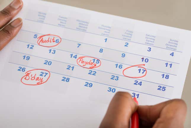 Image for article titled Having Trouble Losing Weight After 40? Give These Tips a Try