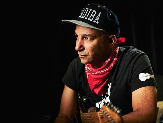 Image for article titled ‘New York Times’ Copy Editor Recommends Tom Morello Cut Down Use Of Wah-Wah Pedal In Column