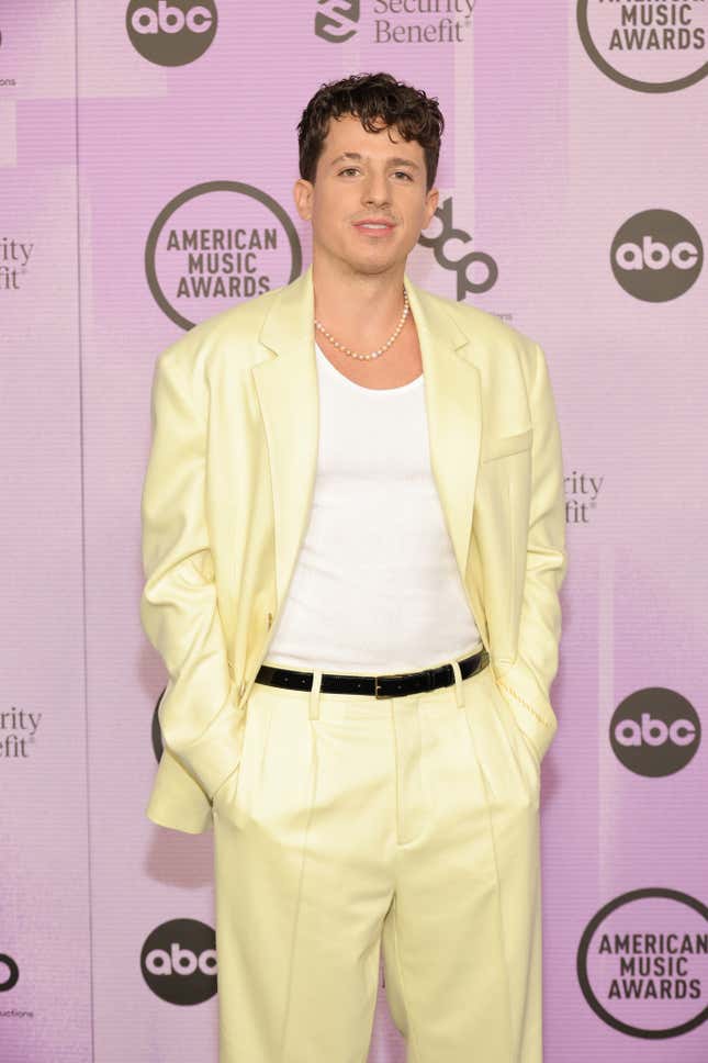 Image for article titled American Music Awards 2022: The Best and Worst Looks and the Artists We Had to Google