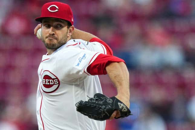 Cincinnati Reds starting pitcher Connor Overton (71) delivers in the fourth inning of a baseball game between the Chicago Cubs and the Cincinnati Reds, Monday, April 3, 2023, at Great American Ball Park in Cincinnati. The Cincinnati Reds won, 7-6.

Chicago Cubs At Cincinnati Reds April 3 0281