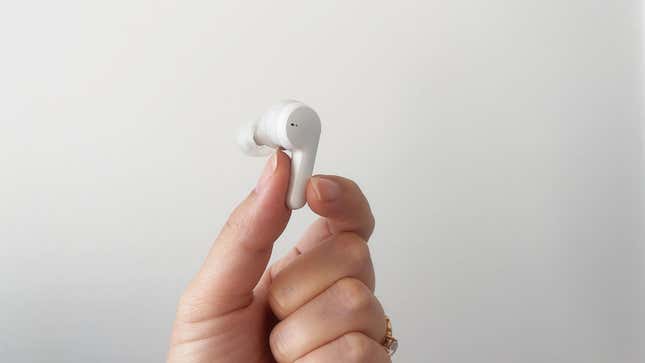 Image for article titled The World Isn't Ready for Health-Tracking Earbuds